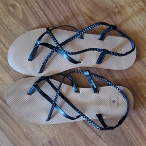 NWOT Shade & Shore Strappy Sandals